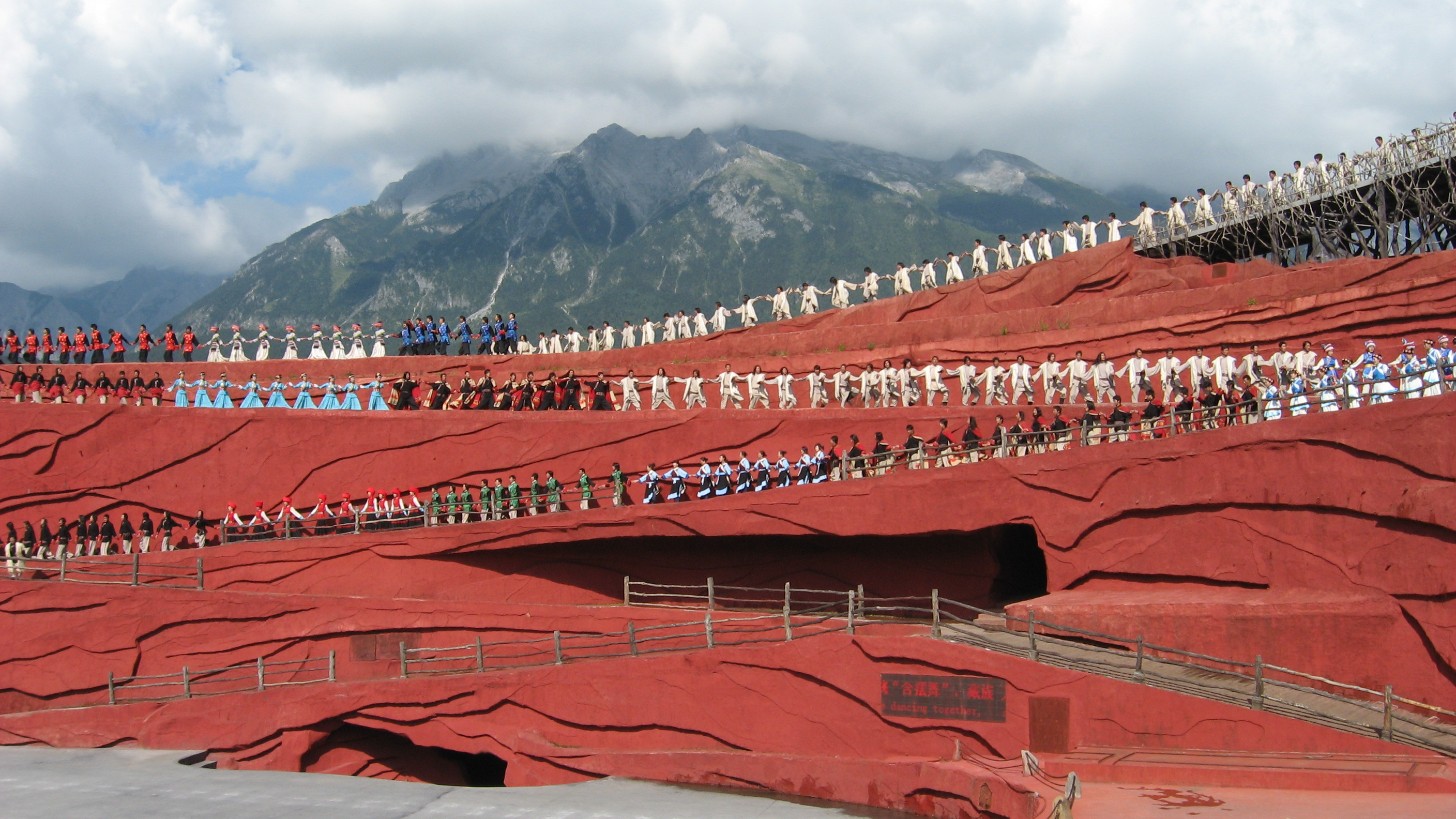 【5星臻品美食】昆明石林、大理、麗江古城、冰