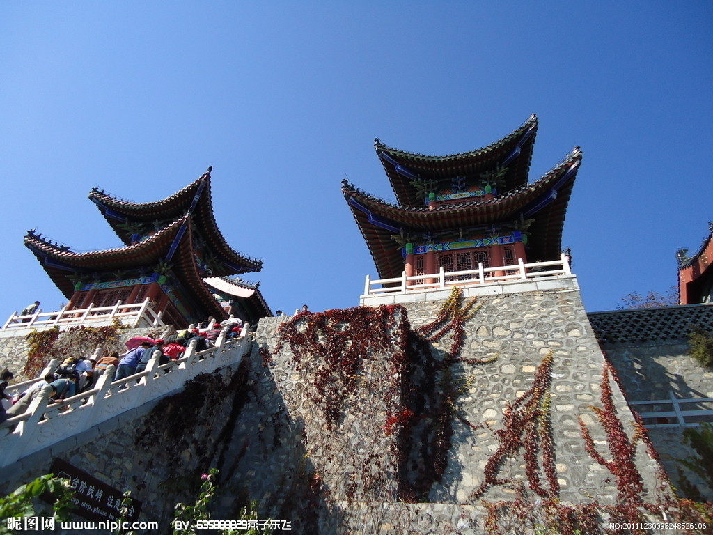 云臺(tái)山一地雙臥4日