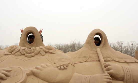 南北戴河、山海關(guān)、昌黎國際滑沙中心雙汽2日