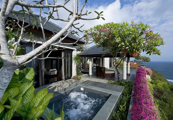 巴厘島、香港3天自由行6晚8天**2晚泳池別墅2晚泳