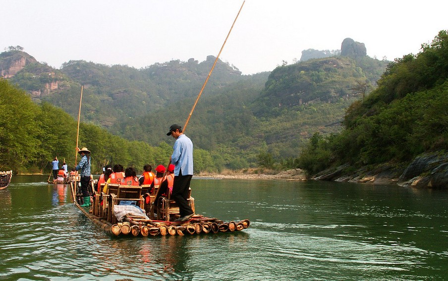 武夷山天游峰、九曲溪、廈門鼓浪嶼、永定高北