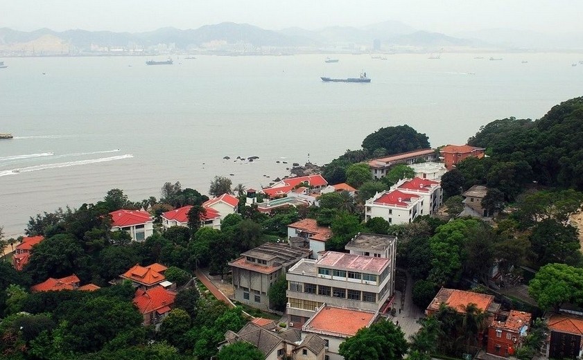 廈門鼓浪嶼、永定土樓單飛5日