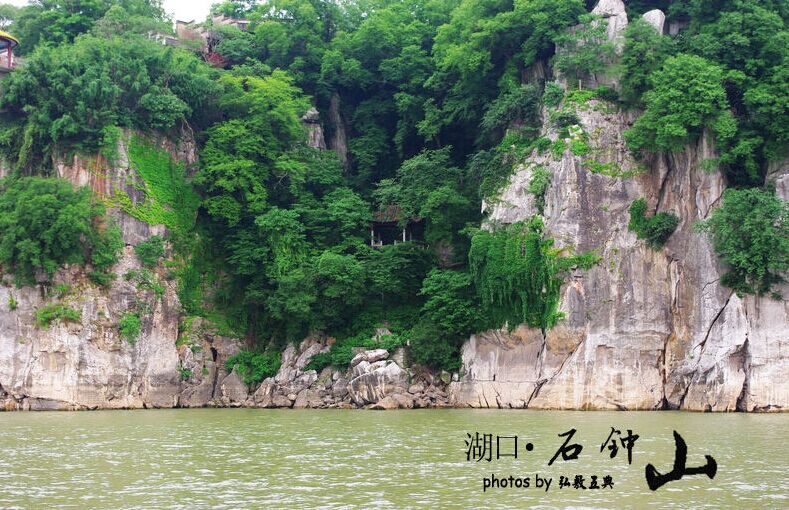 廬山主景區(qū)、三疊泉瀑布、白鹿洞書院、鄱陽湖