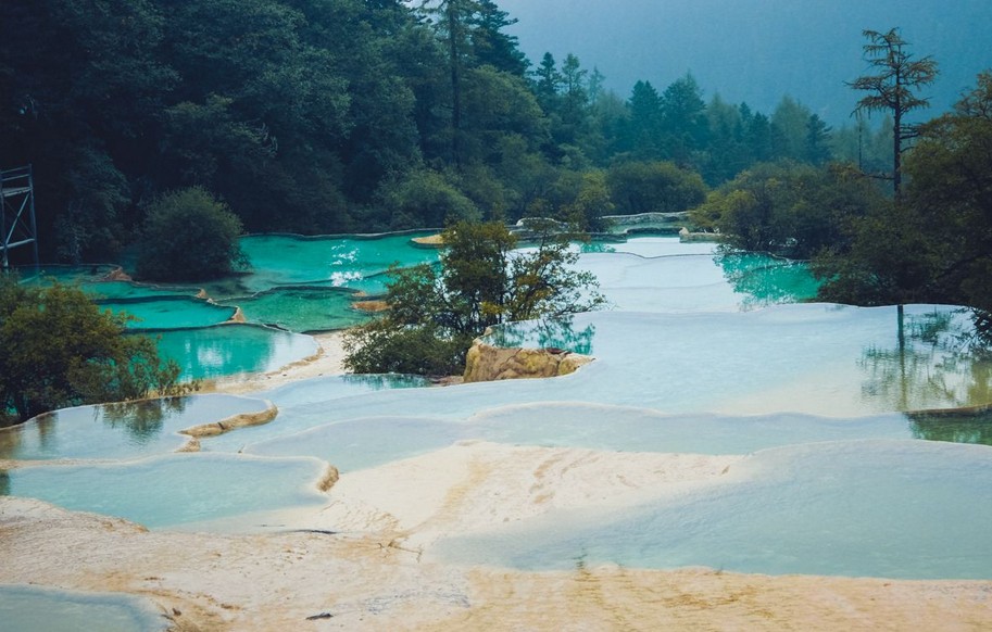 成都、九寨溝、黃龍、青城山、都江堰雙臥8日