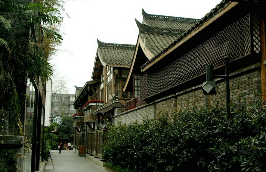 成都、海螺溝、新都橋、丹巴、四姑娘山、夾金