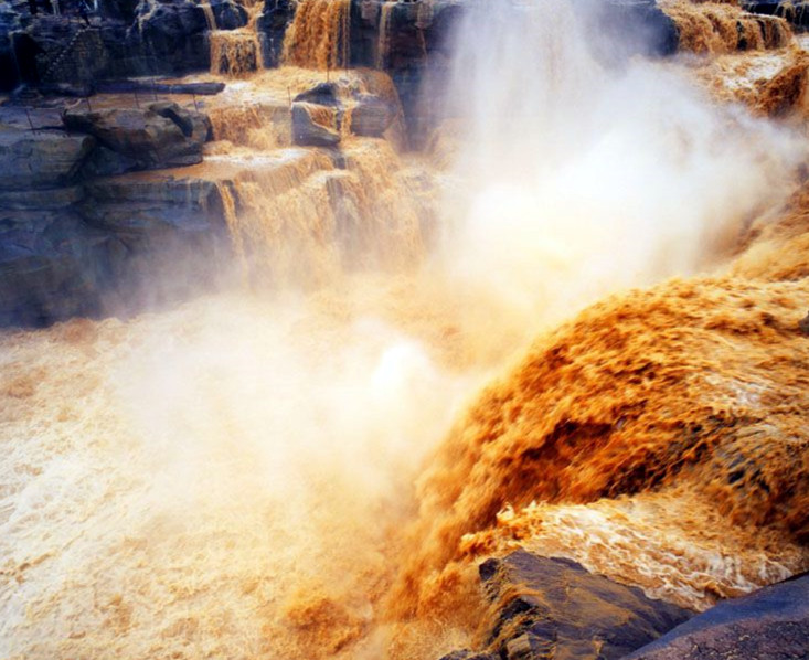 <strong>王家大院、壺口瀑布、洪洞大槐樹、平遙古城、</strong>