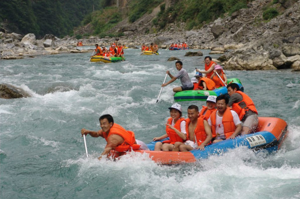 野三坡百里峽、魚谷洞、百草畔、七彩小鎮(zhèn)雙汽